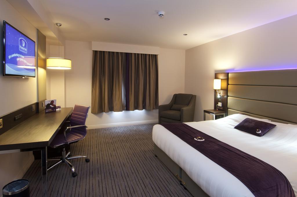 Premier Inn London Croydon West - Purley A23 Oda fotoğraf