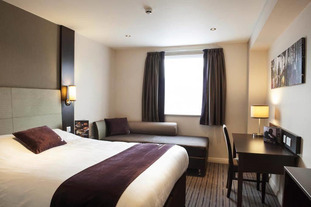 Premier Inn London Croydon West - Purley A23 Dış mekan fotoğraf